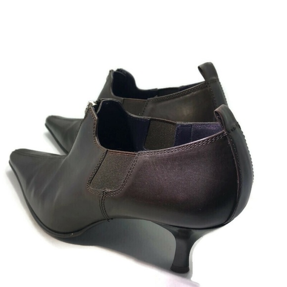 DONALD J. PLINER Expresso brown calf leather shoe with front zipper - Size 9M - Picture 8 of 15